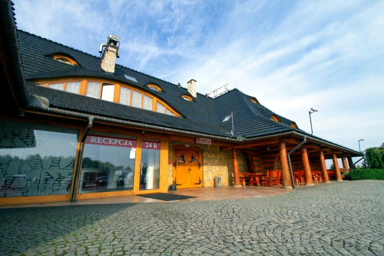 Hotel Stary Mlyn Koziegłowy Eksteriør billede