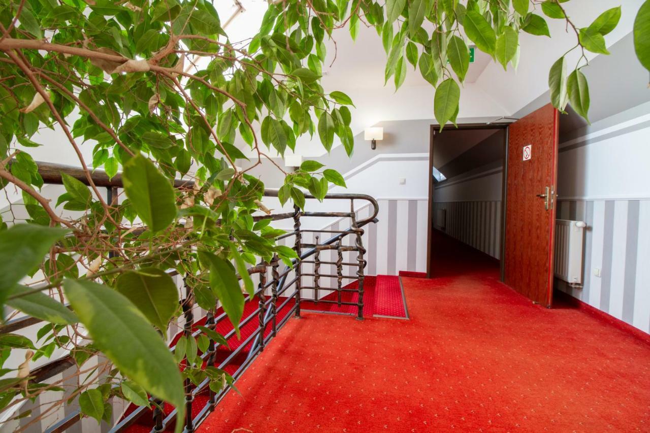 Hotel Stary Mlyn Koziegłowy Eksteriør billede