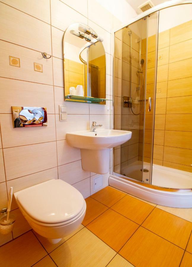 Hotel Stary Mlyn Koziegłowy Eksteriør billede